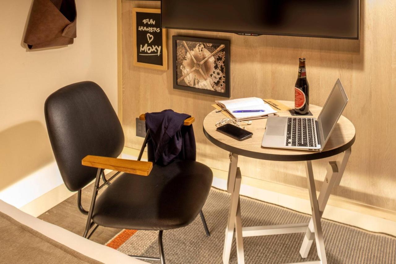 Moxy Honmachi By Marriott Osaka